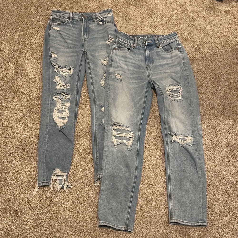 American Eagle Jeans Bundle, Women’s 0 in light wash.